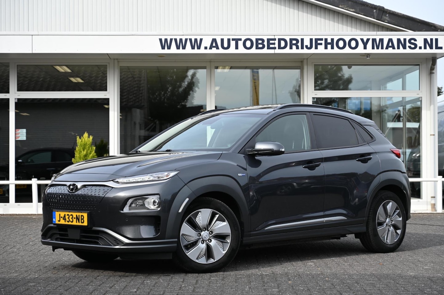 Hyundai Kona Electric - EV Premium 64 kWh Trekhaak Schuifdak - AutoWereld.nl