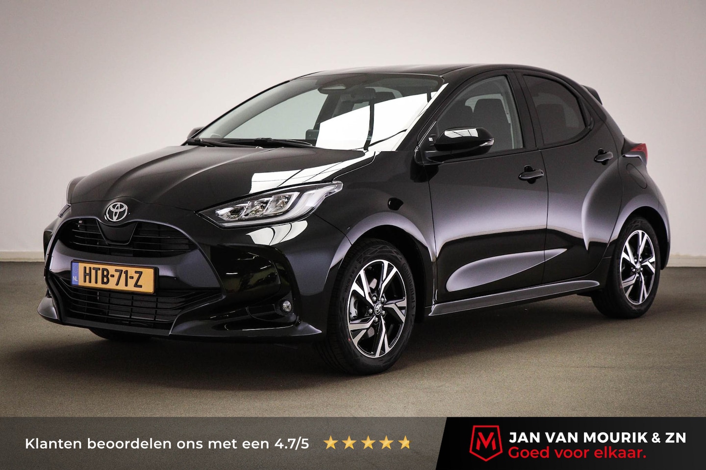 Toyota Yaris - 1.5 Hybrid 115 First Edition | CLIMA | STUURVERWARMING | APPLE | CAMERA - AutoWereld.nl