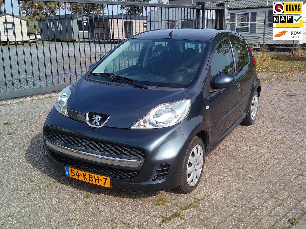 Peugeot 107 - 1.0-12V Sublime 1.0-12V Sublime - AutoWereld.nl