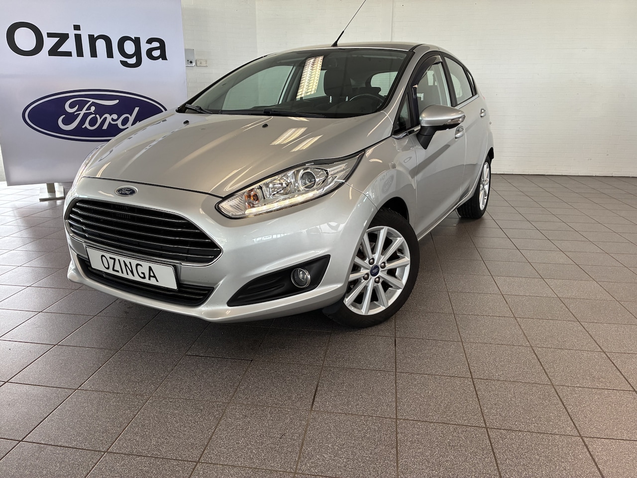 Ford Fiesta - 100pk EcoBoost Titanium-navi-voorruitverwarming - AutoWereld.nl