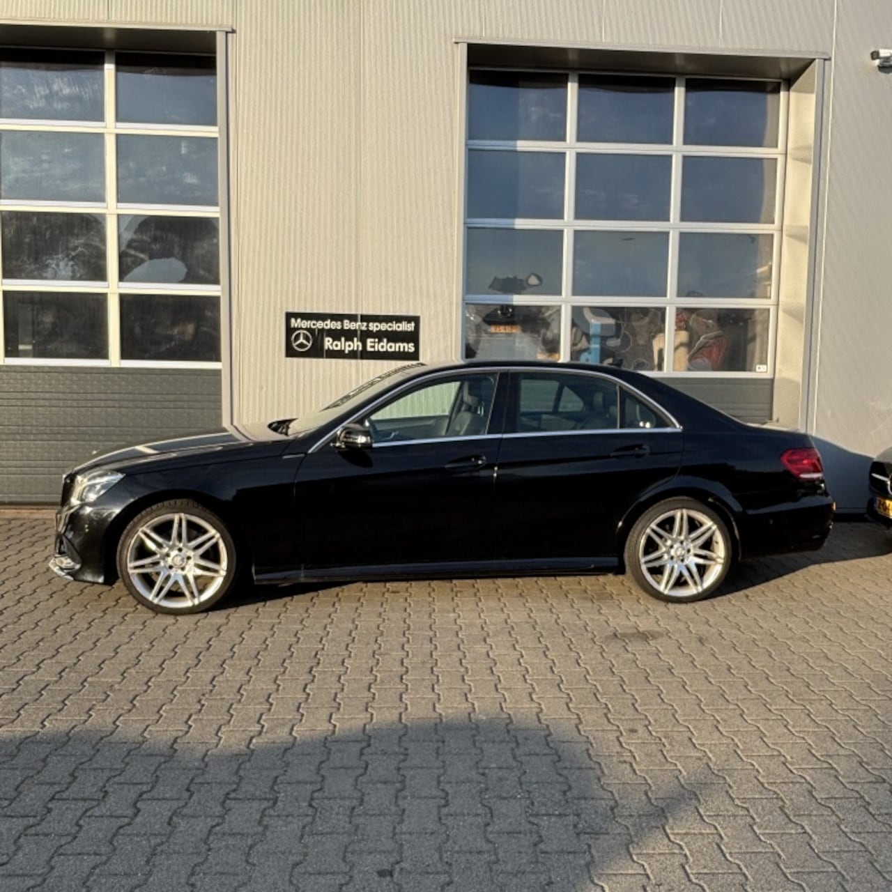 Mercedes-Benz E-klasse - 200 Amb. Avantgarde - AutoWereld.nl