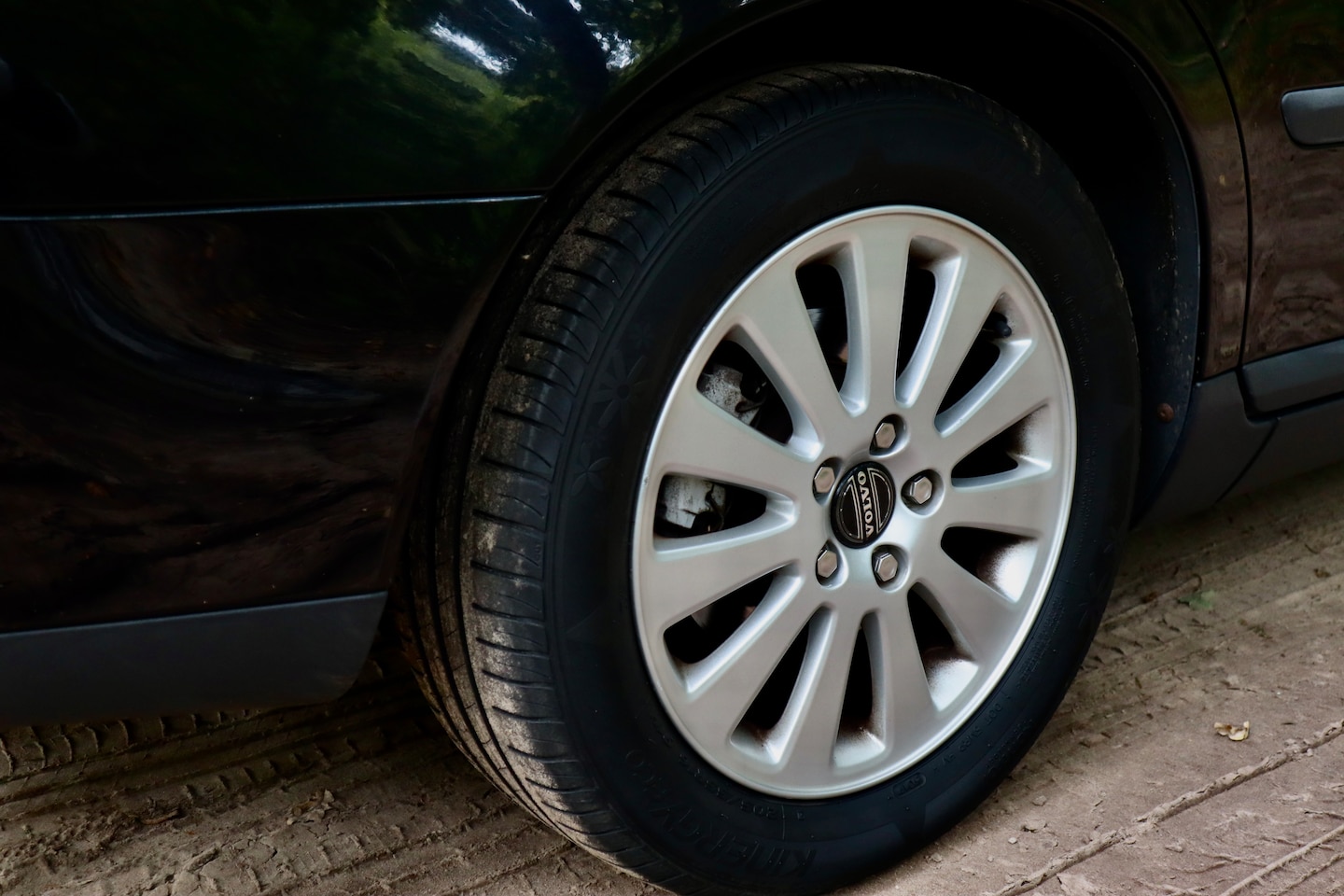 Volvo V50 - 2.4 Kinetic Automaat | Origineel Nederlands | NAP | Nieuwe APK | Groot onderhoud gehad - AutoWereld.nl