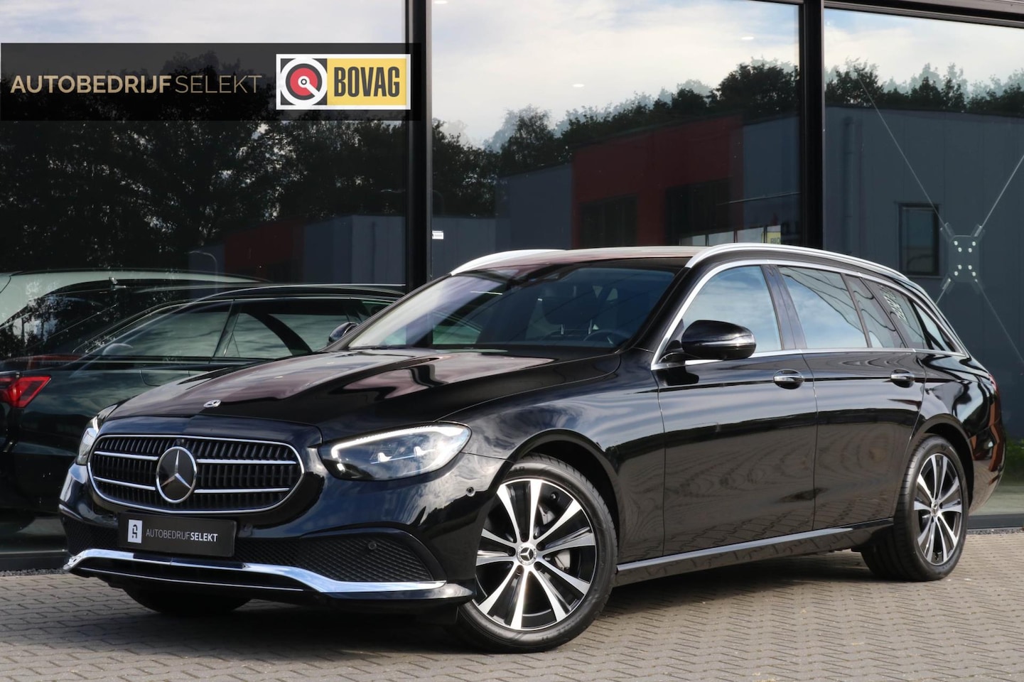 Mercedes-Benz E-klasse Estate - 300 e - LUCHTVERING - STOELVENTILATIE - 360 CAM - NAPPALEER - AutoWereld.nl