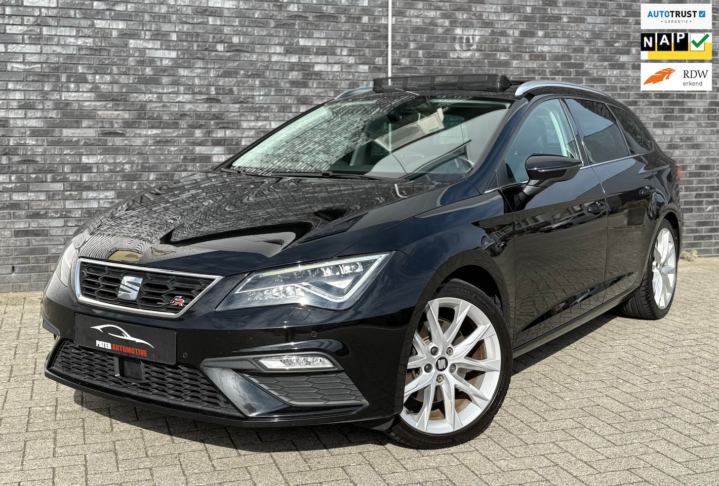 SEAT Leon ST - 1.8 TSI FR 180pk Aut|Panoramadak|Dealer Ondh|Seat Sound|Apple Carplay|Cruise Control - AutoWereld.nl