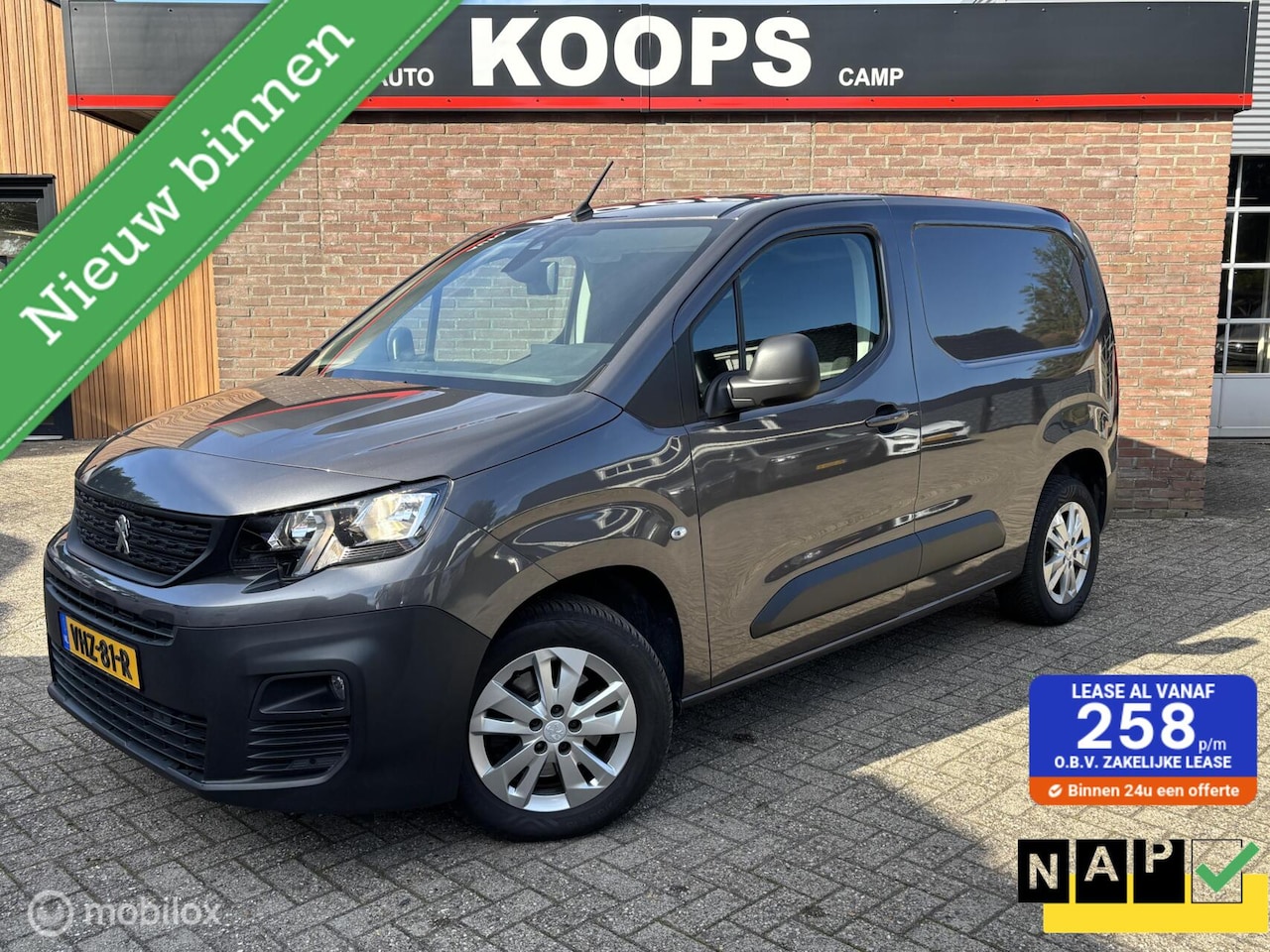 Peugeot Partner - bestel 1.5 BlueHDI Premium | 131 PK |Trekhaak 1350 kg trekgewicht | parkeersensoren voor e - AutoWereld.nl