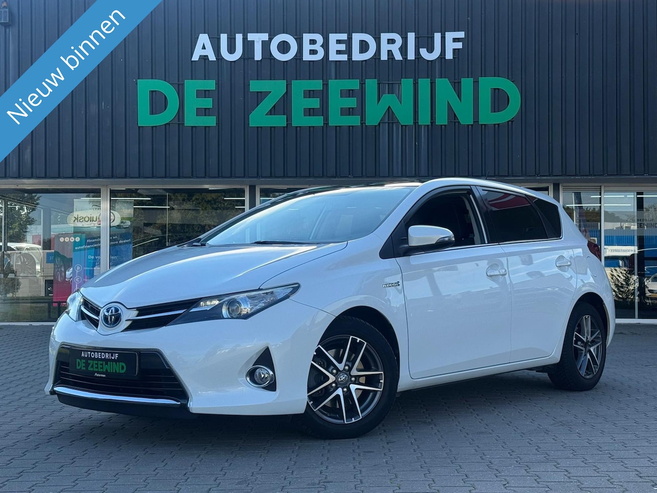 Toyota Auris - 1.8 Hybrid Lease+|Navi|Camera|Led|Rijklaar - AutoWereld.nl