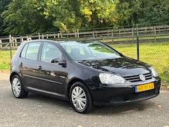 Volkswagen Golf - 1.6 FSI Optive 3 /Trekhaak/Airco/