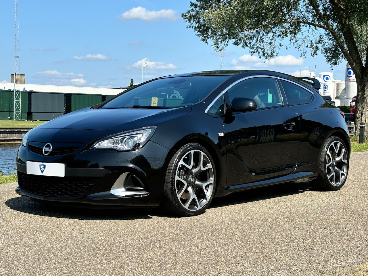Opel Astra GTC - 2.0 Turbo OPC | Recaro | 20inch - AutoWereld.nl