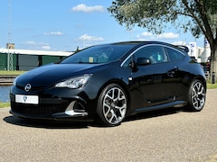 Opel Astra GTC - 2.0 Turbo OPC | Recaro | 20inch