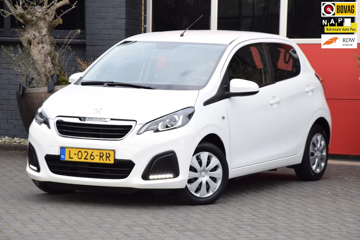 Peugeot 108 - 1.0 e-VTi Active 2021 Airco 5 Deurs Carplay Camera Navigatie - AutoWereld.nl