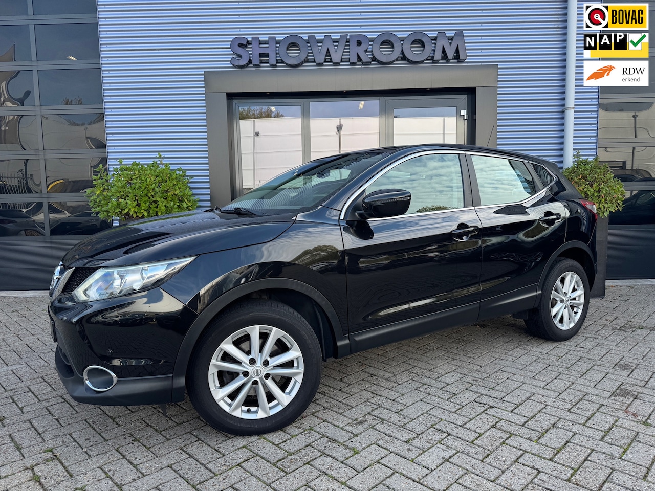 Nissan Qashqai - 1.2 Business Edition Cruise Control|Stoelverwarming|Camera|Navi - AutoWereld.nl