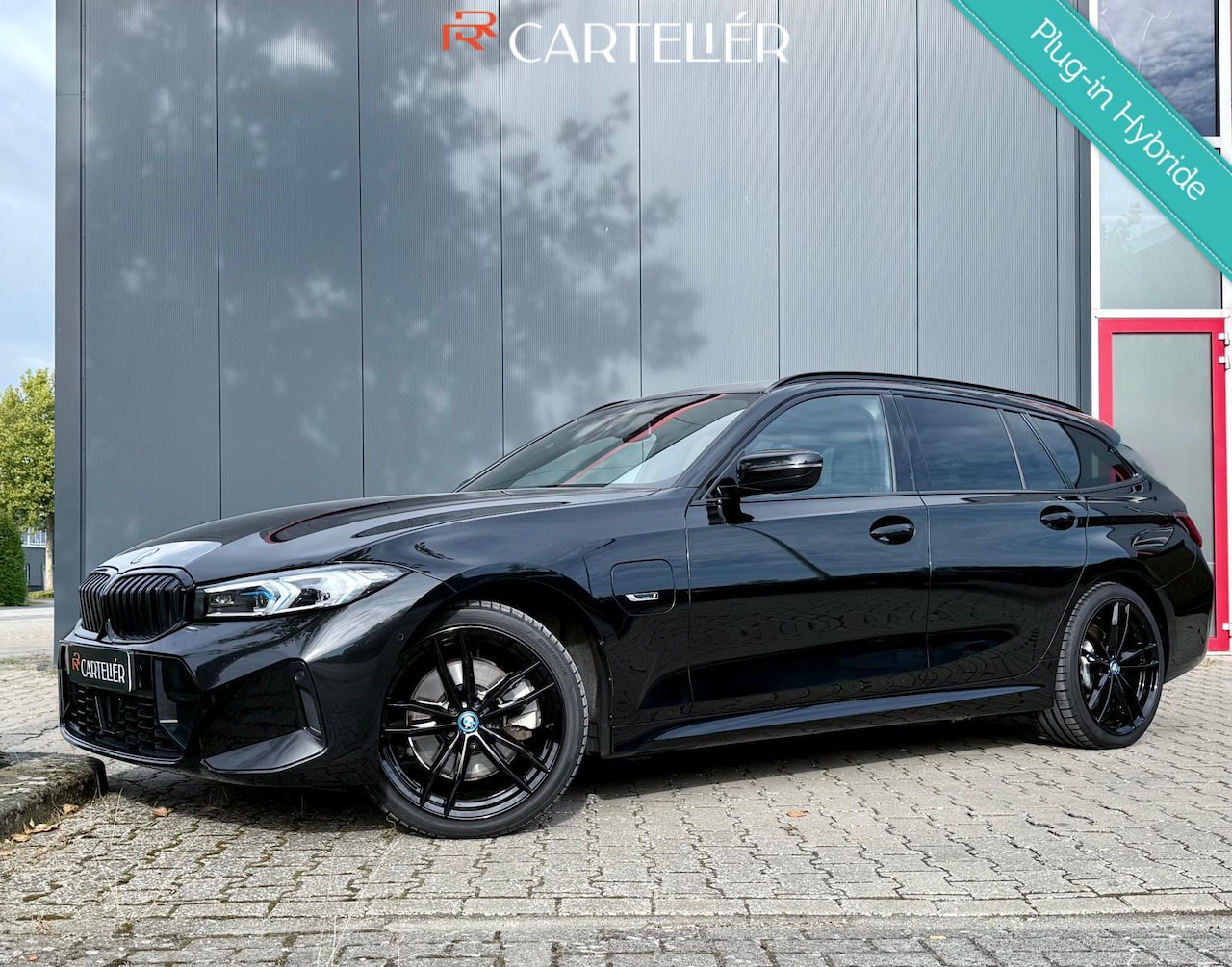 BMW 3-serie Touring - 330e Hybride M-Sport | Laser Led|NW mod! - AutoWereld.nl