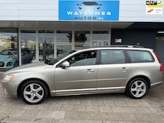 Volvo V70 - 1.6 T4 Summum NAVI|LEDER|STOELVERW.|AUTOMAAT