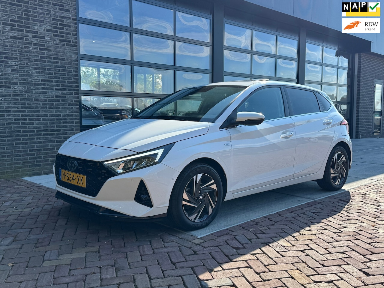 Hyundai i20 - 1.0 T-GDI Premium Sky | Autm | Pano | Digi dash | - AutoWereld.nl