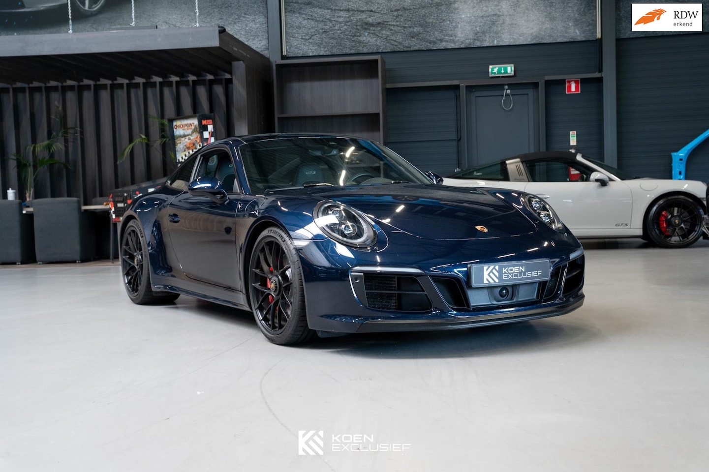 Porsche 911 - 991 3.0 Carrera GTS (2019, NL) 18 weg stoelen, adapieve cruise, uitgebreid leerpakket. - AutoWereld.nl