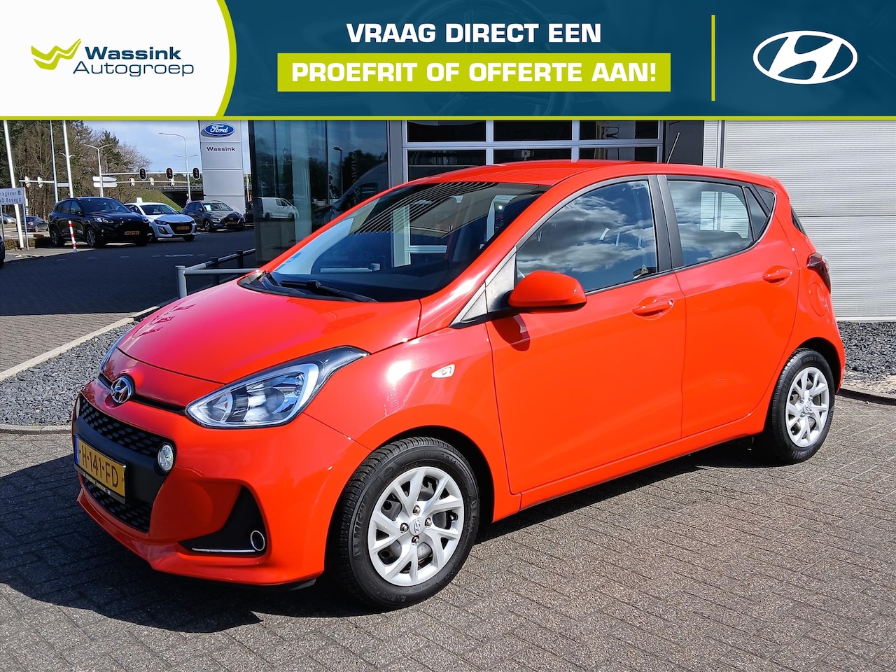 Hyundai i10 - 1.0i 66pk Comfort | Navigatie | Airco | Parkeersensoren achter | - AutoWereld.nl