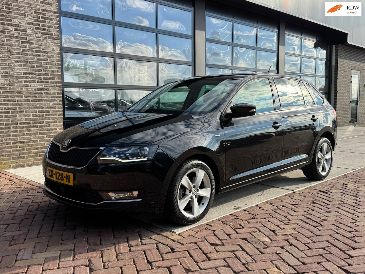 Skoda Rapid Spaceback - 1.4 TSI Greentech JOY | Autm | Navi | Clima | Cruise | - AutoWereld.nl