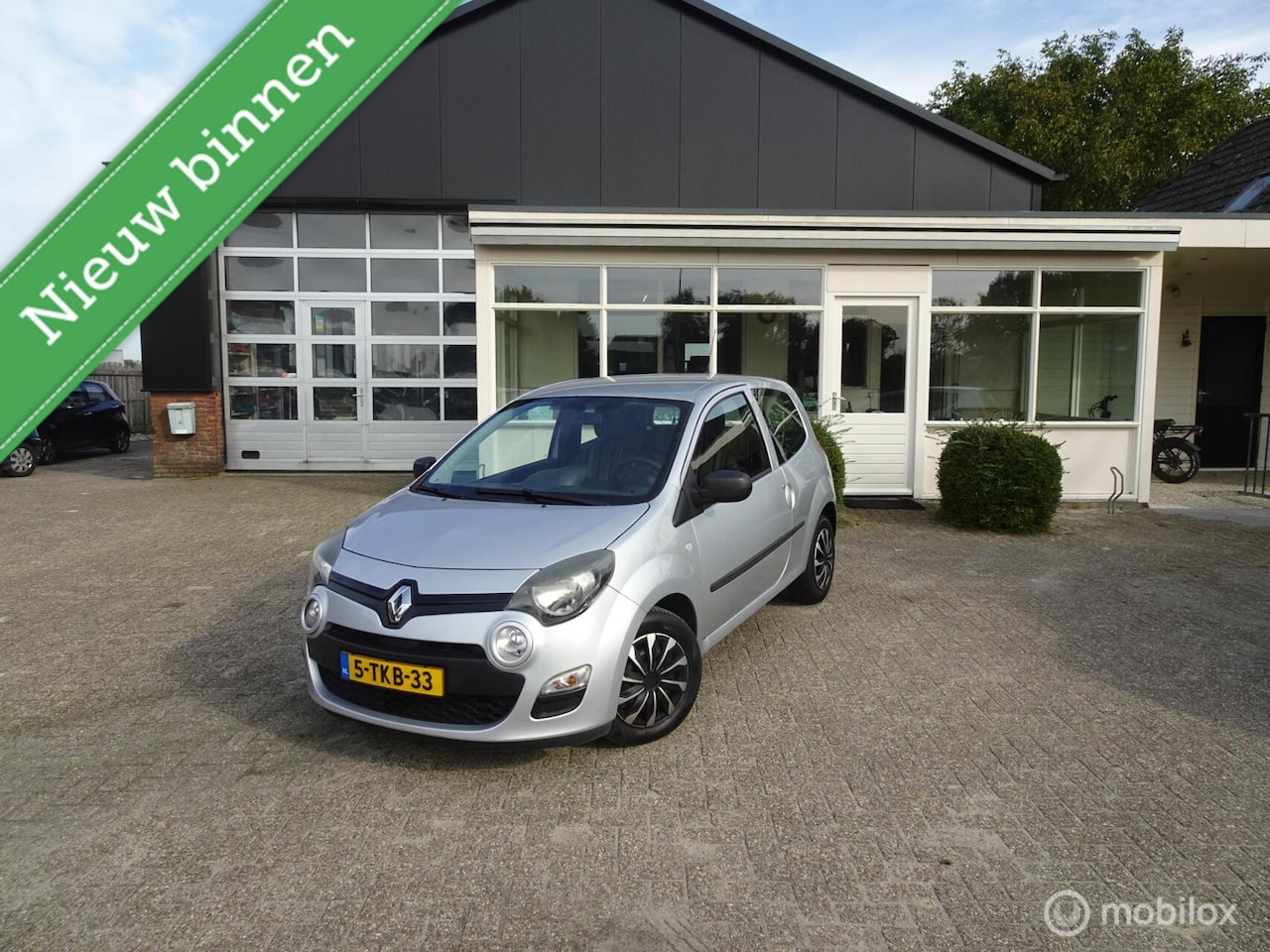 Renault Twingo - 1.2 16V Parisienne 1.2 16V Parisienne - AutoWereld.nl