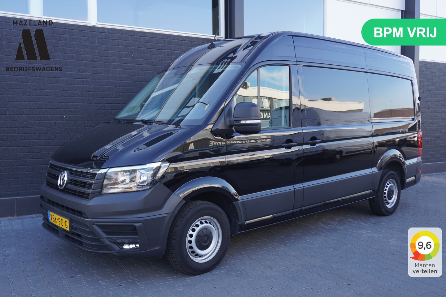 Volkswagen Crafter - 2.0 TDI 140PK Automaat L4H3 EURO 6 - Airco - Navi - Cruise - PDC -  2x Schuif - €19.900,- - AutoWereld.nl