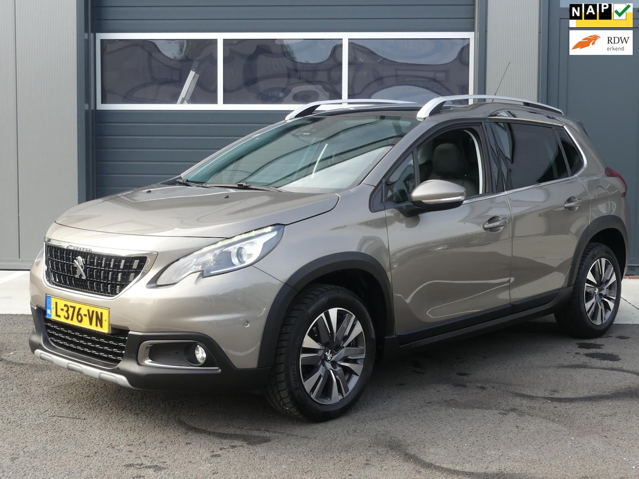 Peugeot 2008 - 1.2 PureTech Allure Automaat / Leder / JBL Sound / Navigatie / Panodak / LED / Boekjes + 2 - AutoWereld.nl