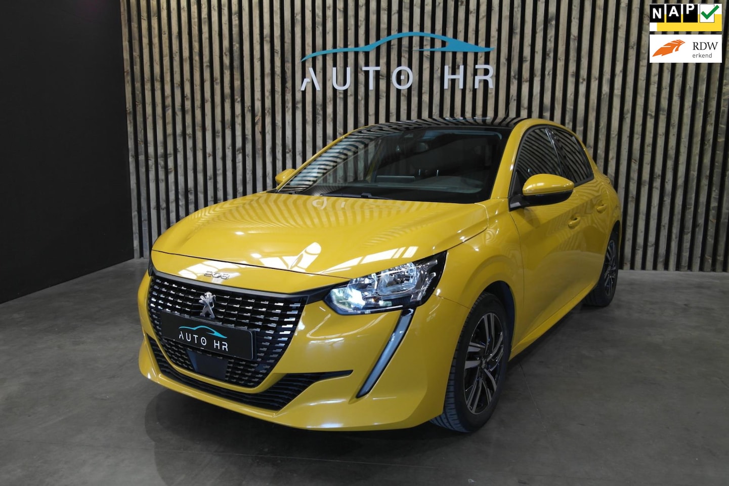 Peugeot 208 - 1.2 Allure Panodak Keyless Digital Dash - AutoWereld.nl