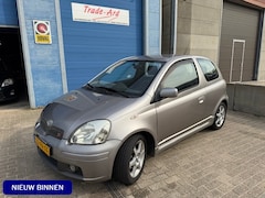 Toyota Yaris - 1.5 VVT-i T-Sport okt-2004 Leuke auto met boekjes Elektrische ramen en spiegels, 15" sport
