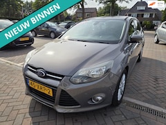 Ford Focus Wagon - 1.6 TDCI Lease Titanium NETTE AUTO RIJDT EN SCHAKELT GOED