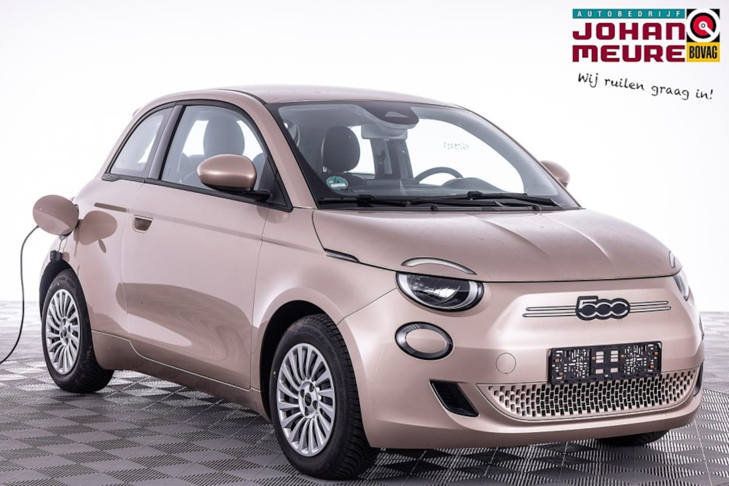 Fiat 500e - Urban 42 kWh | SOH 96% | CARPLAY | AIRCO | CRUISE - AutoWereld.nl