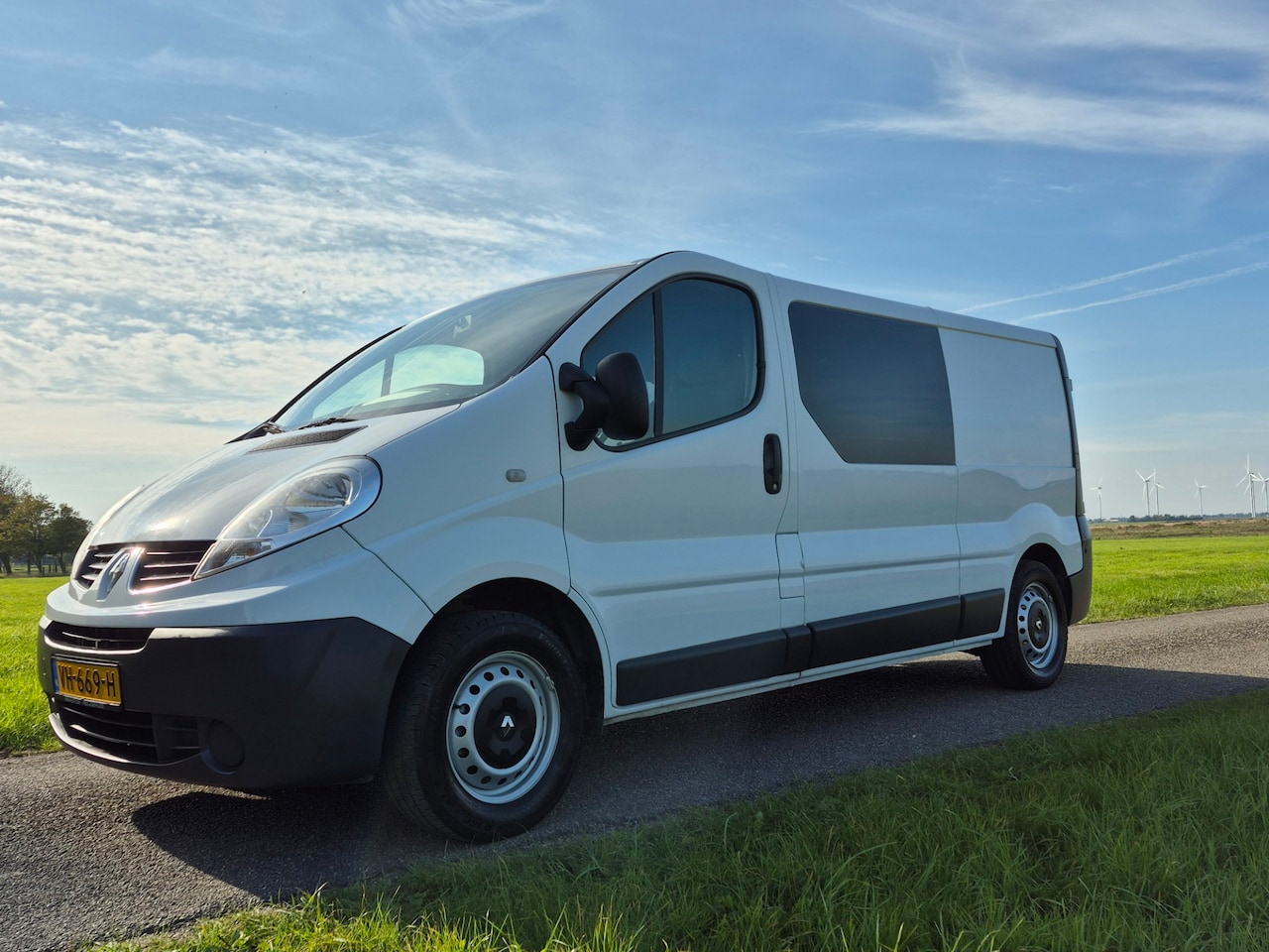 Renault Trafic - 2.0 dCi T29 L2H1 Dubbel.Cabine - AutoWereld.nl