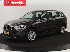 BMW X1 - sDrive20i High Executive | 84.150km NAP | Trekhaak | Camera | Leder | Stoelverwarming | He
