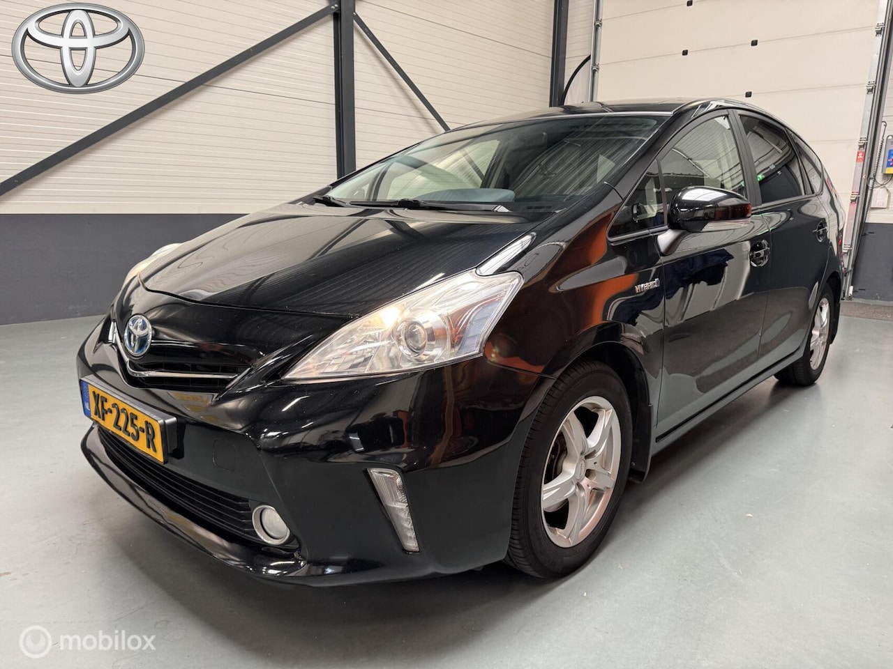 Toyota Prius Wagon - 1.8 Aspiration 96g 7-Pers|Dealeronderhouden! - AutoWereld.nl