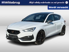 CUPRA Leon - 1.4 e-Hybrid 245PK VZ Performance / Panoramadak / Supersport Stuur / Achteruitrijcamera /