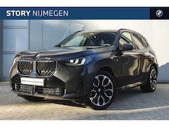 BMW X3 - 30e xDrive M Sport Automaat / Panoramadak / Trekhaak / Sportstoelen / Adaptieve LED / Comf