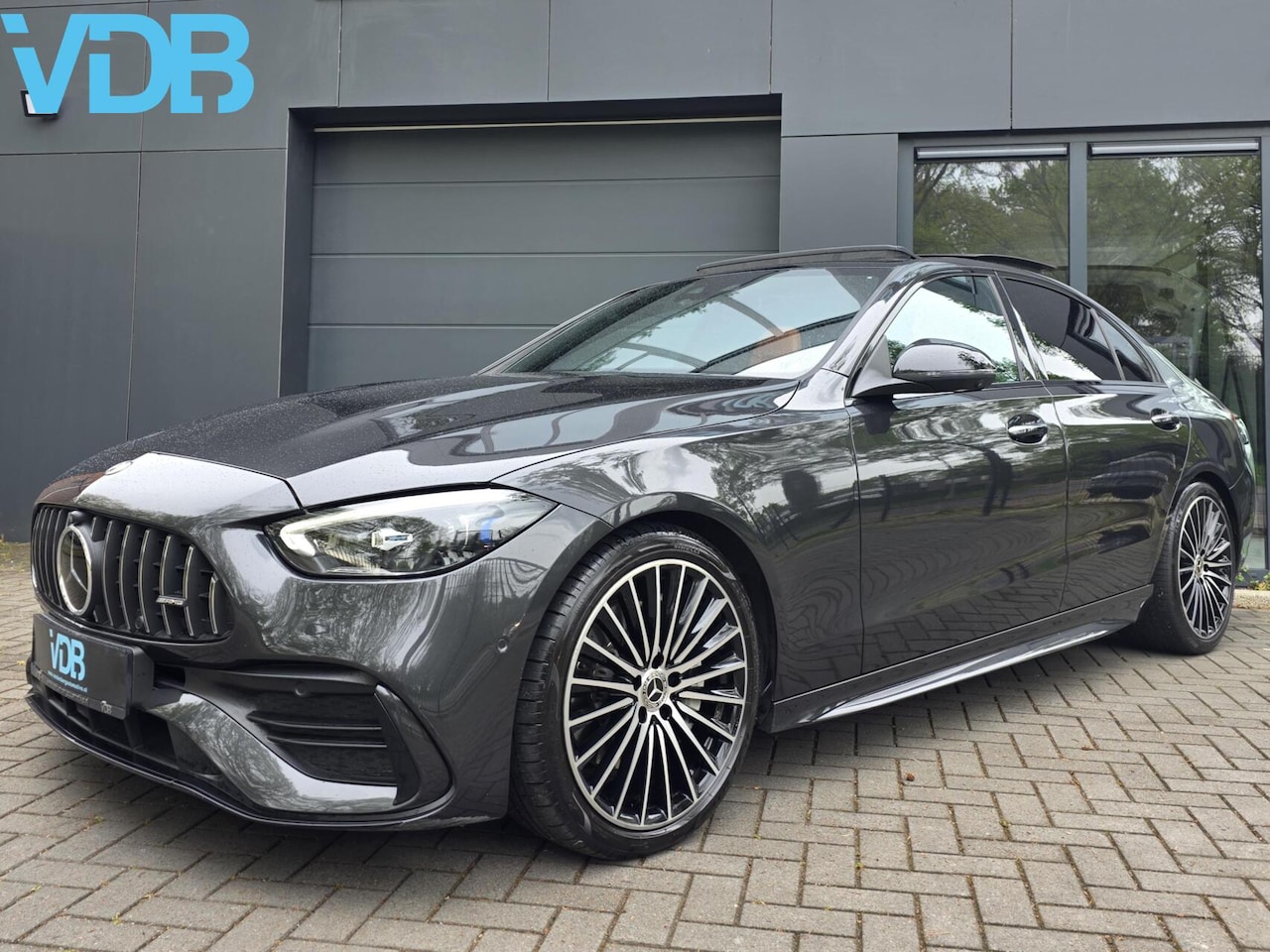 Mercedes-Benz C-klasse - C180 AMG PANO 360 MEMORY BURMESTER VOL!!! - AutoWereld.nl