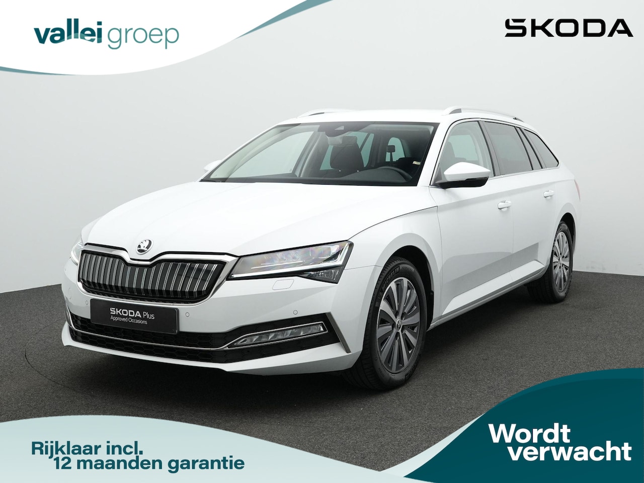 Skoda Superb Combi - 1.4 TSI 218 pk DSG iV Style | Geheugenstoel | Matrix LED | Stoel-/achterbankverwarming | A - AutoWereld.nl