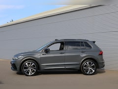 Volkswagen Tiguan - 1.4 TSI eHybrid R-Line Black Style 245PK (Panodak Sportinterieur VirtualCockpit ACC Carpla
