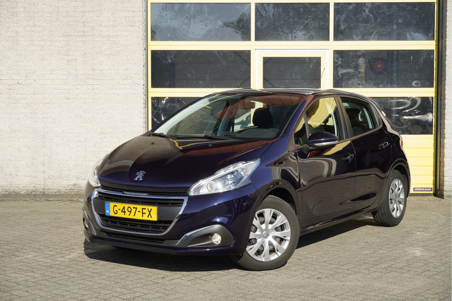 Peugeot 208 - 1.2 PureTech 5drs Active BJ2019 Led | Pdc | Navi | Airco | Cruise control | Getint glas - AutoWereld.nl
