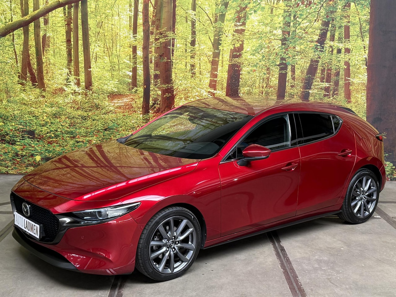 Mazda 3 - 2.0 e-SkyActiv-G M Hybrid 122 Luxury 18 Inch BOSE Keyless 360 Camera Navi DAB Stoel- Stuur - AutoWereld.nl