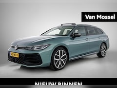Volkswagen Passat Variant - 1.5 eHybrid R-Line Business SoH 98% | 272 PK | Automaat | Black Style | Ergo Stoelen | Pan