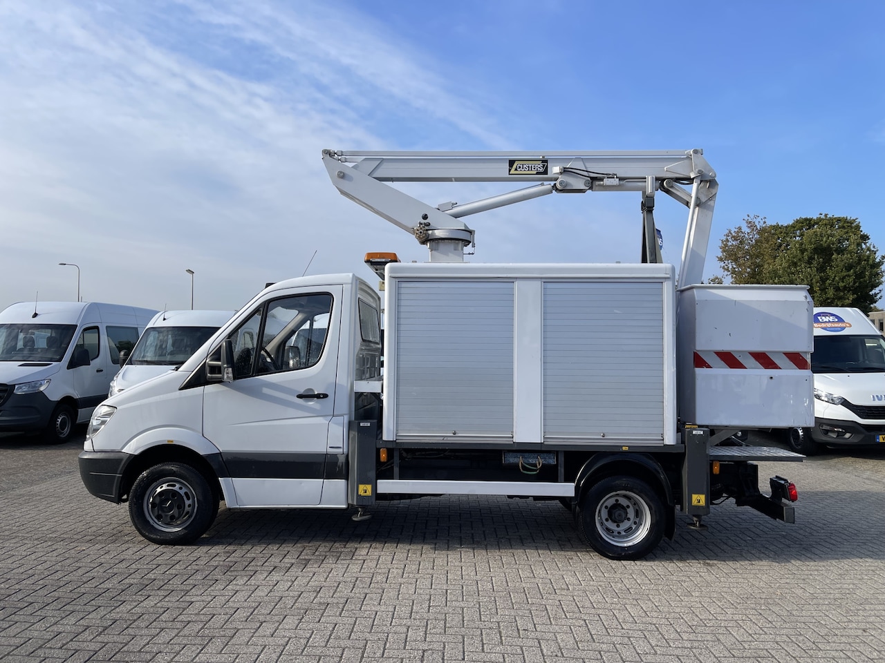 Mercedes-Benz Sprinter - 513 2.2 CDI DL met Custers hoogewerker / omvormer / stempels / 129.431 km NAP! / vaste pri - AutoWereld.nl