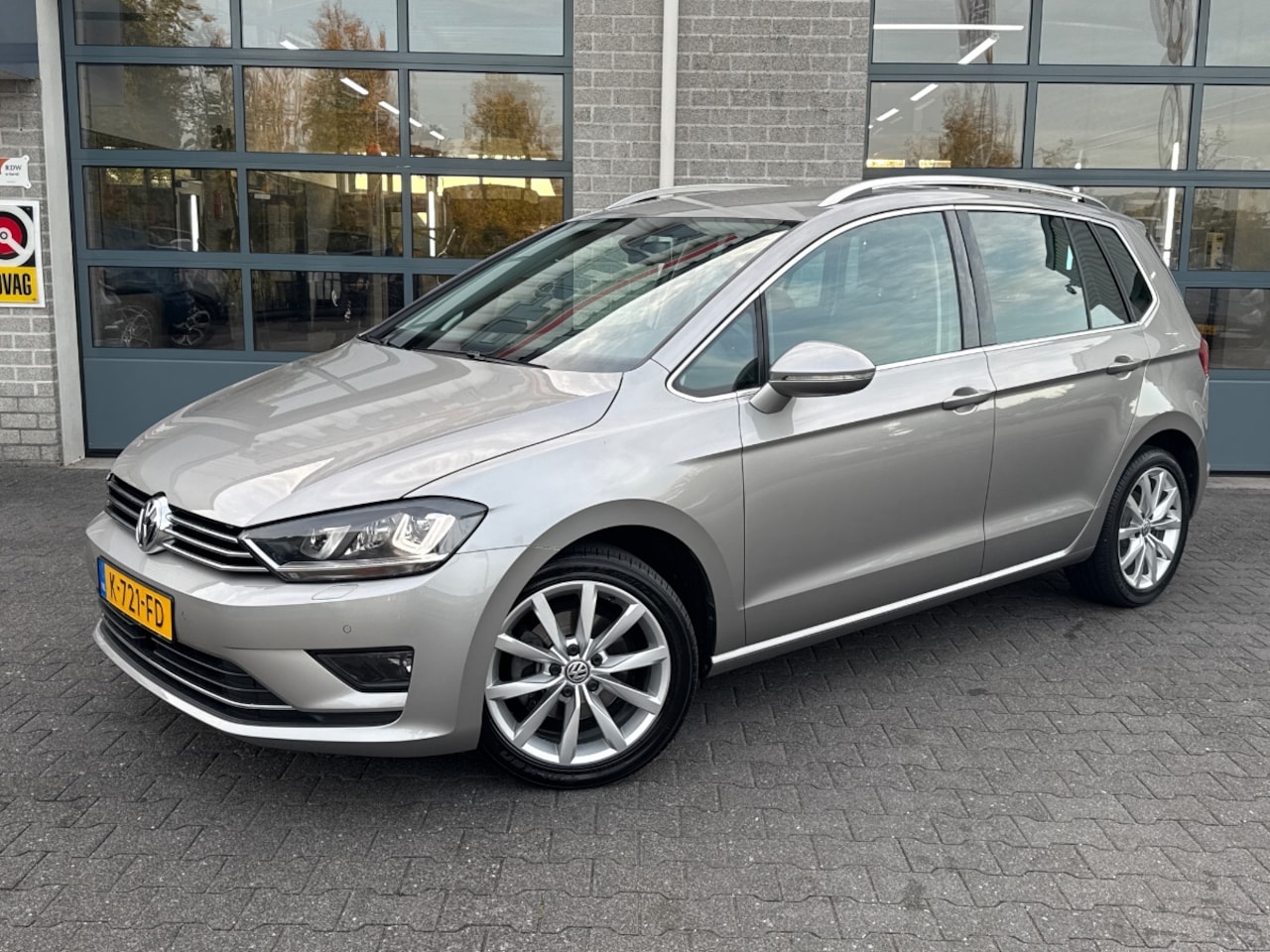 Volkswagen Golf Sportsvan - 1.4 TSI Highline 1.4 TSI Highline - AutoWereld.nl