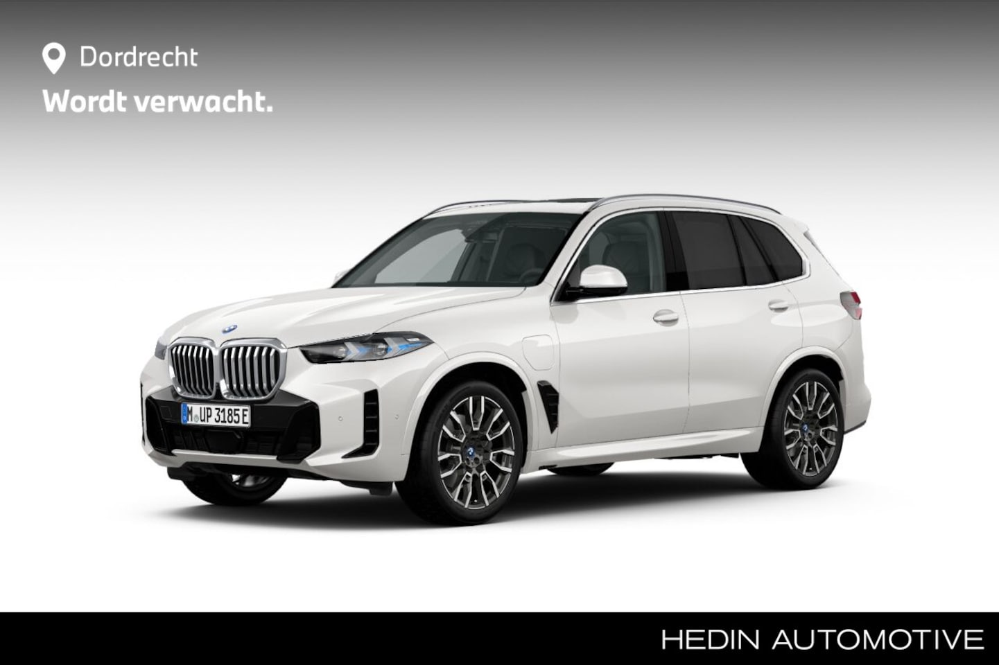 BMW X5 - xDrive50e M-Sport | Panorama | 21" | Soft Close | Trekhaak | Comfortzetels met Ventilatie - AutoWereld.nl