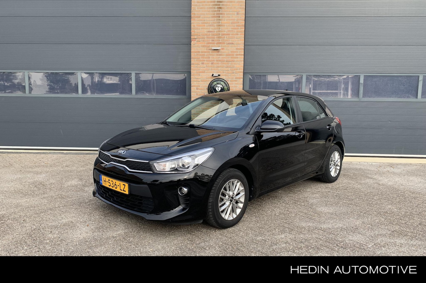 Kia Rio - 1.0 TGDI DynamicLine Trekhaak | Navigatie | Achteruitrijcamera | Cruise Control | Lichtmet - AutoWereld.nl