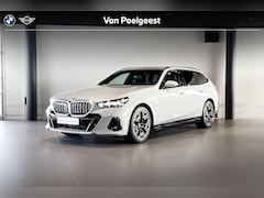 BMW 5-serie Touring - 530e M Sport Edition | Harman Kardon | Stoelverwarming | Head-up Display |
