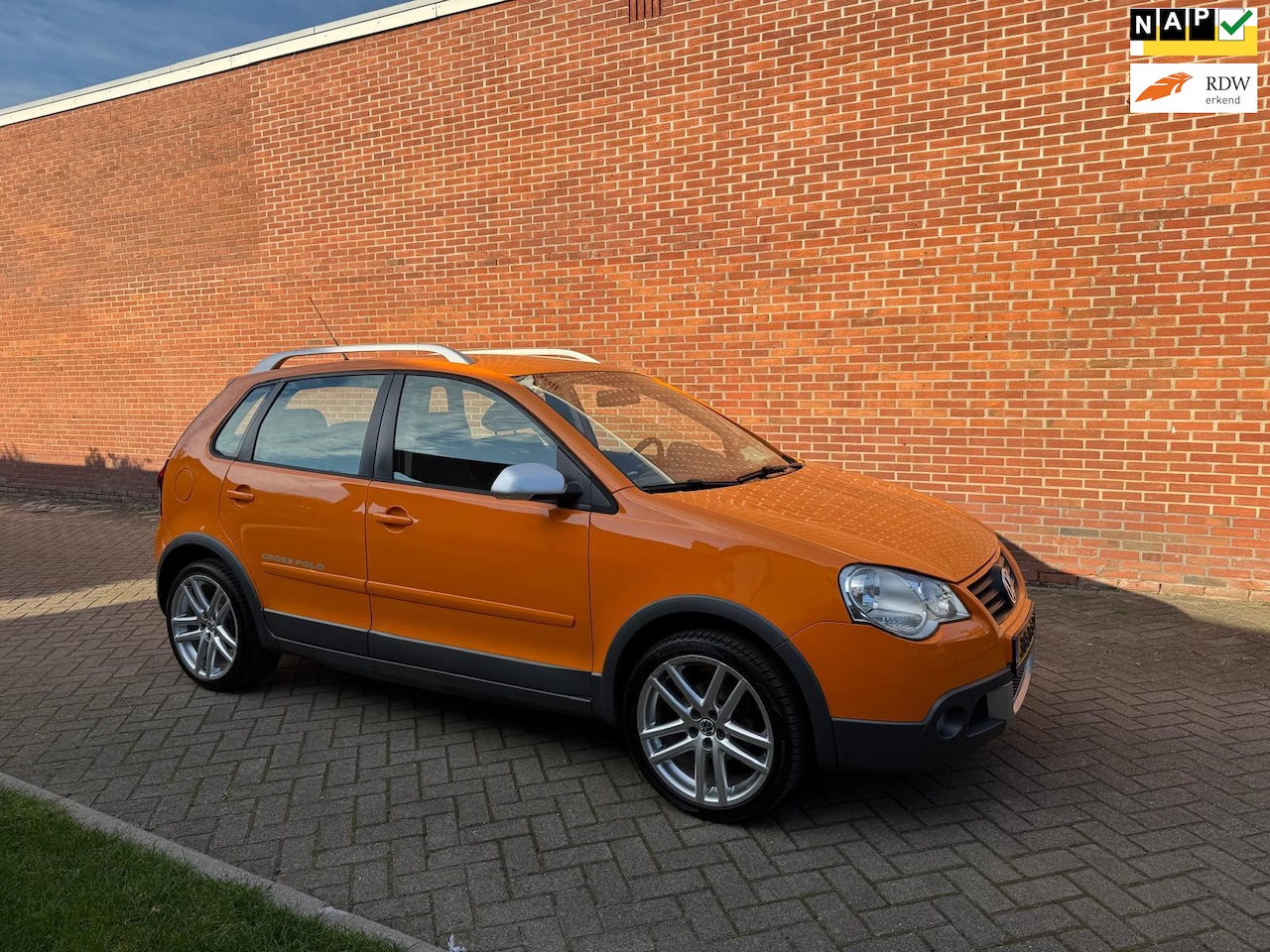 Volkswagen Polo - 1.4-16V Cross Airco - AutoWereld.nl
