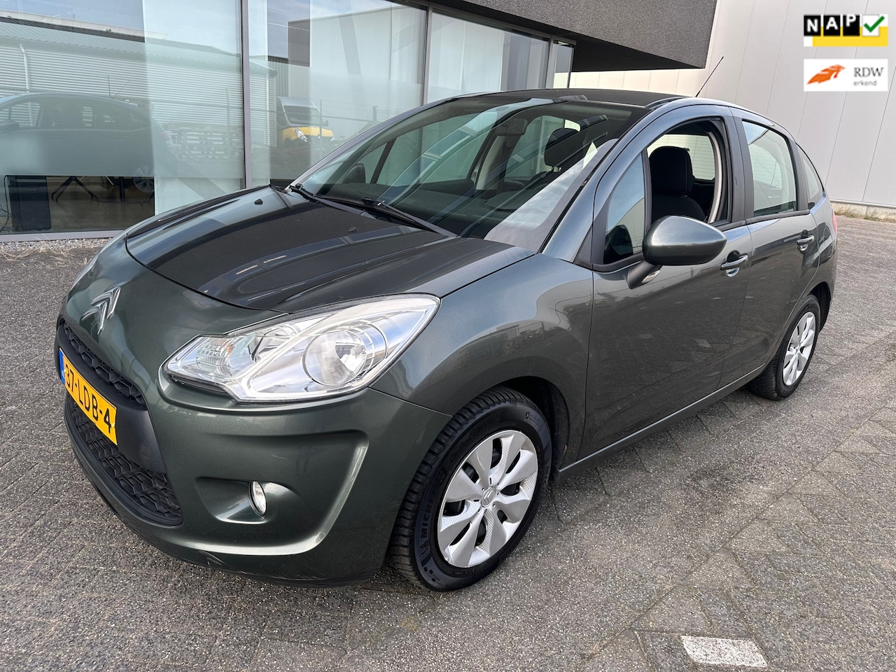 Citroën C3 - 1.4 Dynamique AIRCO BJ 3-2010 APK 3-2026 - AutoWereld.nl
