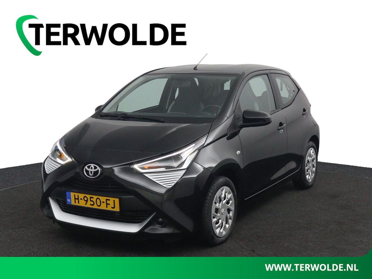 Toyota Aygo - 1.0 VVT-i x-play | Achteruitrijcamera | Airco | Begrenzer | - AutoWereld.nl