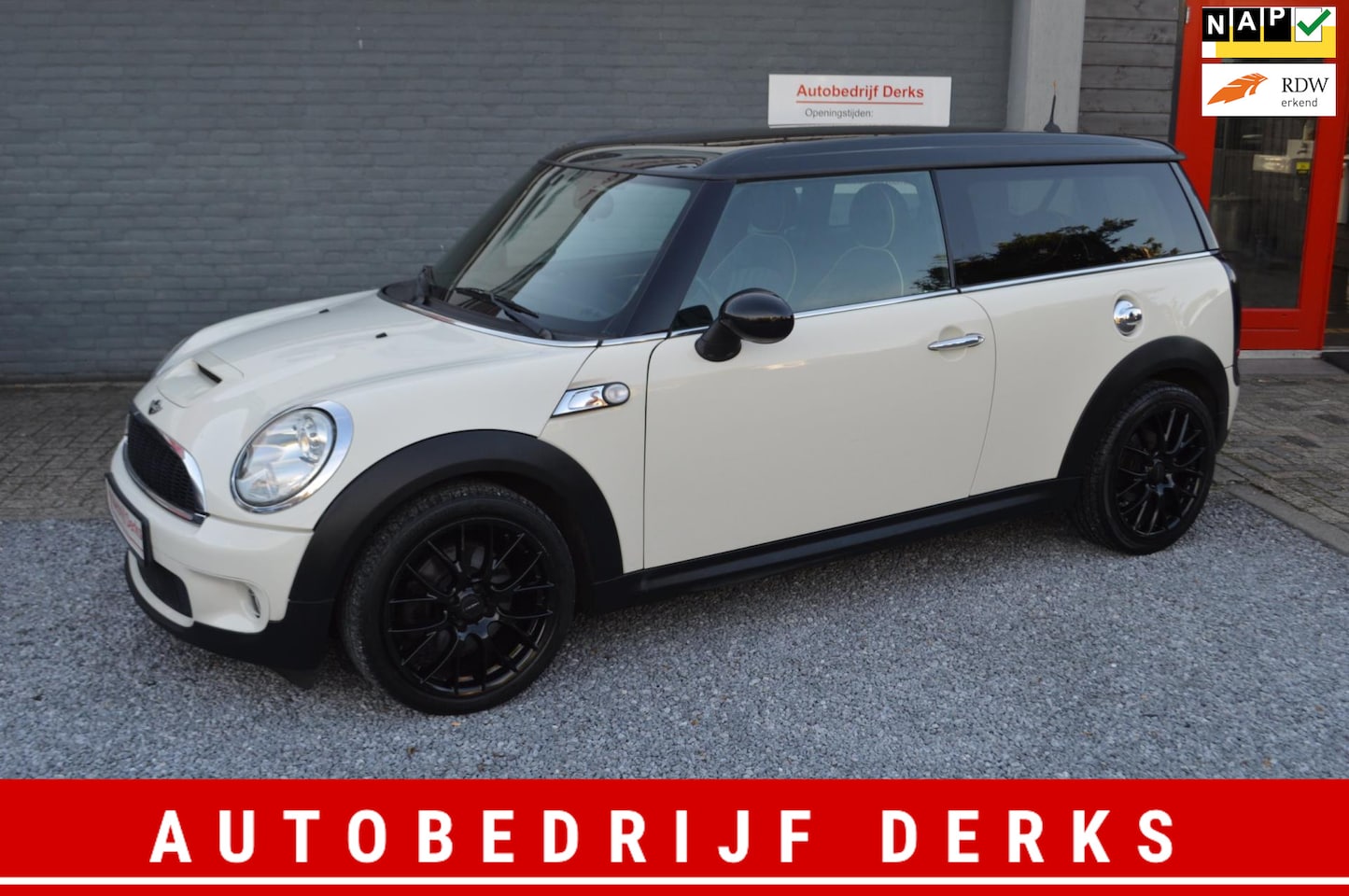 MINI Clubman - Mini 1.6 Cooper S Airco Leer Navi Xenon Stuurbekrachtiging - AutoWereld.nl