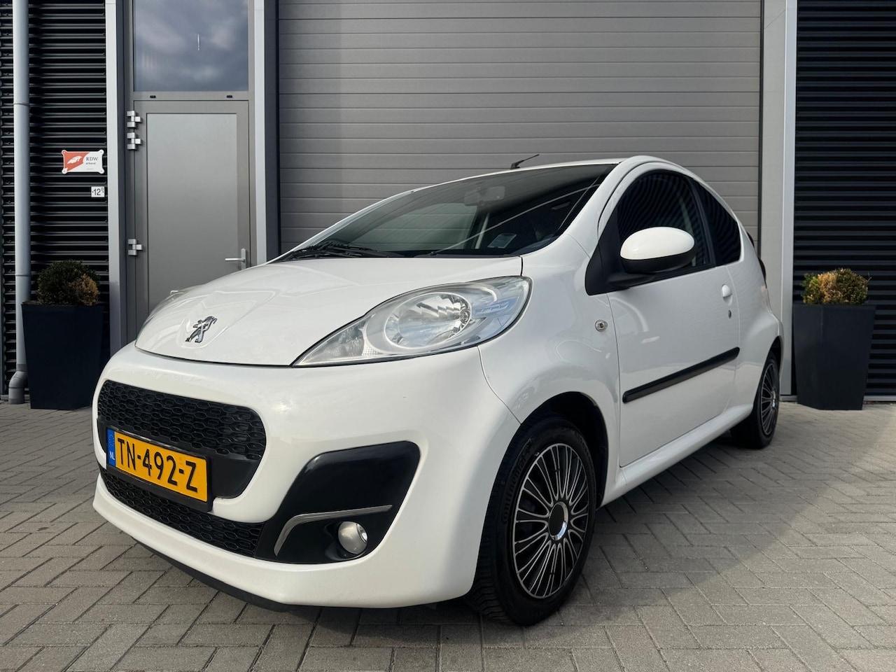 Peugeot 107 - 1.0 Première/APK/Airco/Facelift/150.000/Carplay/ - AutoWereld.nl