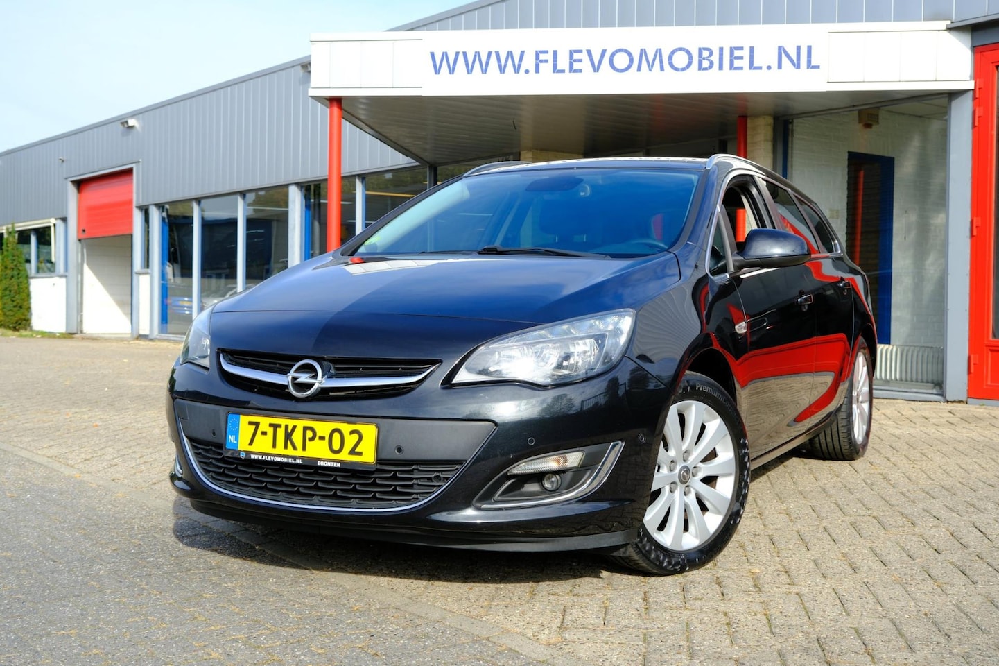 Opel Astra Sports Tourer - 1.6 CDTi Cosmo Leder|Clima|Navi|Cruise|Camera - AutoWereld.nl